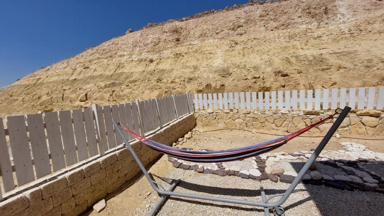 הבית ליד המצוק By The Cliff Micpe Ramon Exteriér fotografie