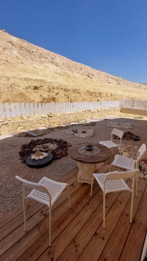 הבית ליד המצוק By The Cliff Micpe Ramon Exteriér fotografie
